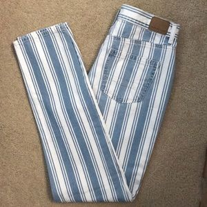 American Eagle retro indigo stripe mom jean